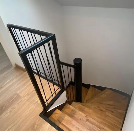 De L'epinay Mirabelle